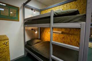 Гостиница «Тройка Хостел» Архангельск Кровать в общем номере смешанного типа с 16 кроватями-5